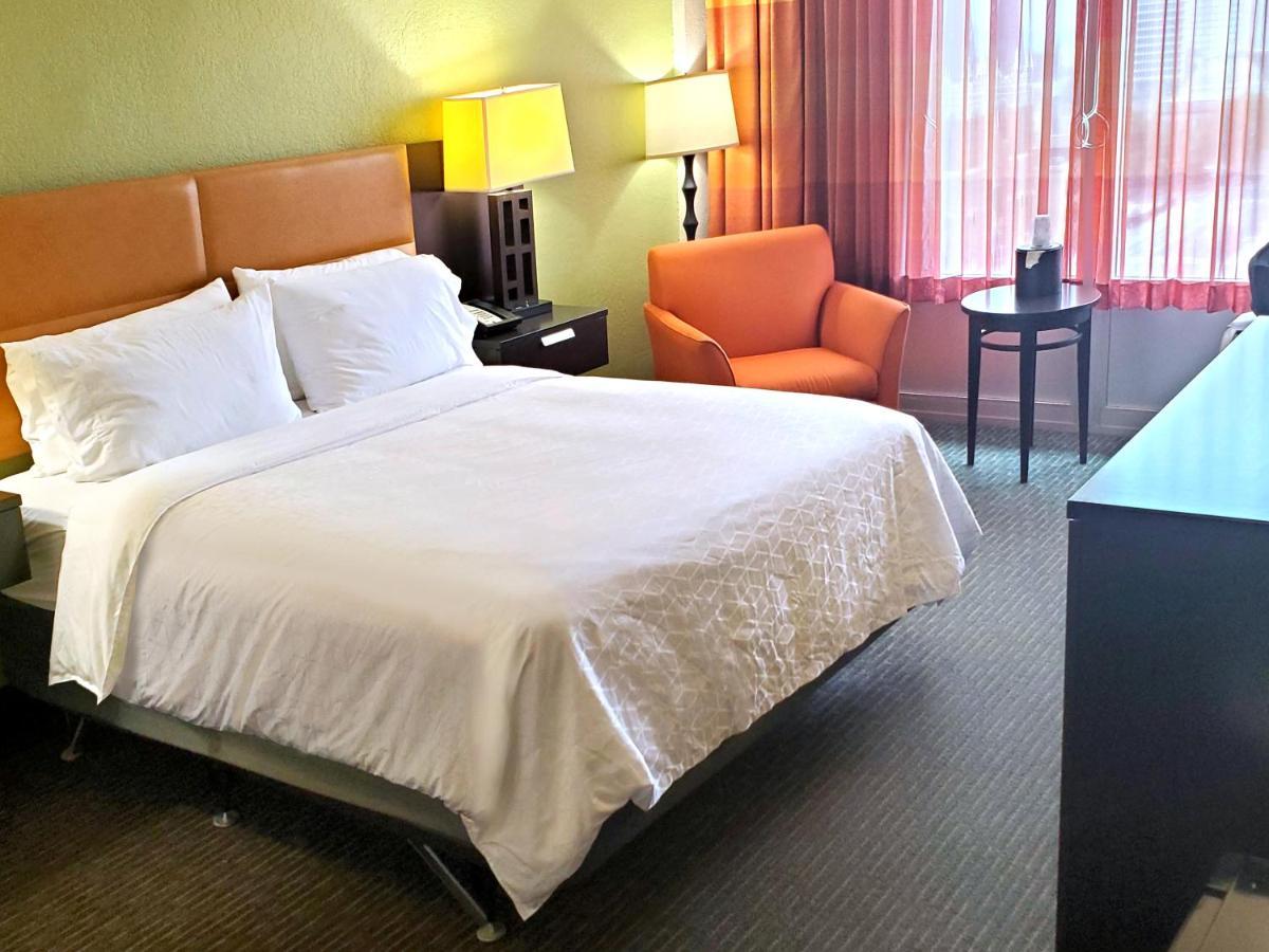 17 West Hotel, Ascend Hotel Collection Tulsa Zewnętrze zdjęcie